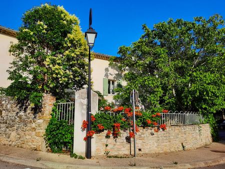 location maison meublée én bordure de village