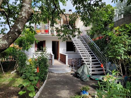 maison avec jardin et garage à laroque d'olmes