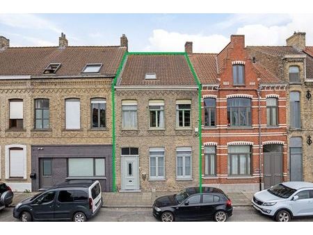 veurne: zonnige en verzorgde (rij)woning met instapklaar ...