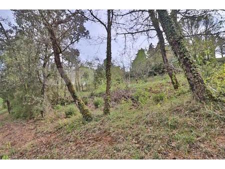 terrain constructible - 1405m2 - vue degagee