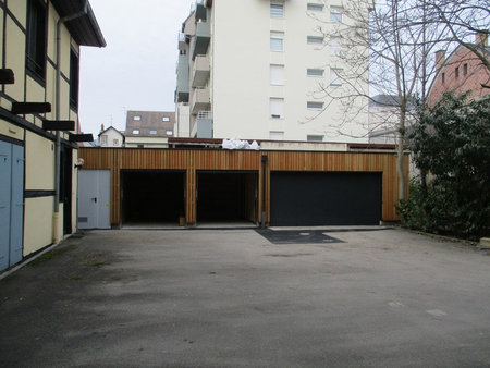 strasbourg neudorf garage exclusivement petites voitures ou