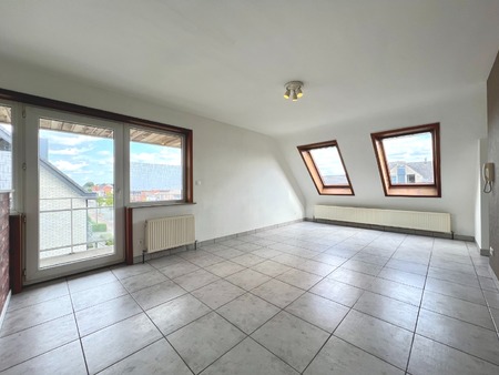 appartement te huur in lievegem met 1 slaapkamer