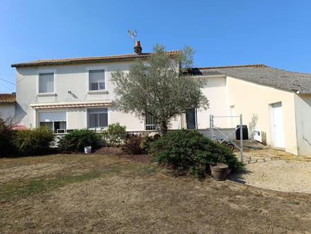 vente maison à moutiers-sous-argenton (79150) : à vendre / 193m² moutiers-sous-argenton