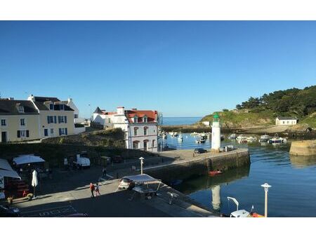 location au mois studio noroit vue sur le port de sauzon  belle-ile-en-mer