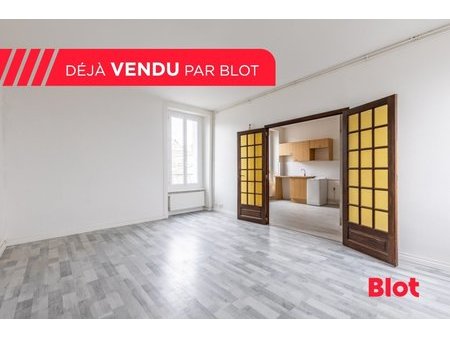 vendu par blot immobilier fougeres