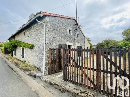 vente maison 3 pièces de 141 m² à ruffec (16700)