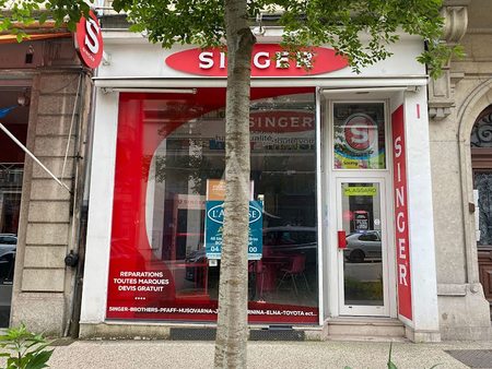 vente locaux professionnels 2 pièces 65.01 m²