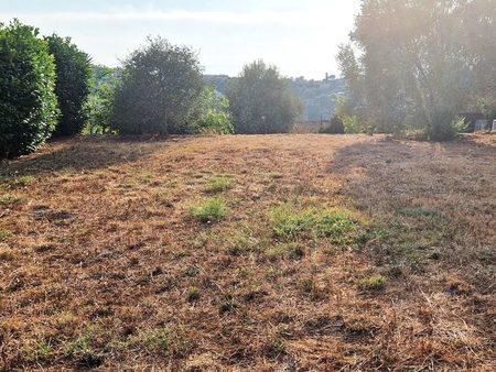 vente terrain 800 m²