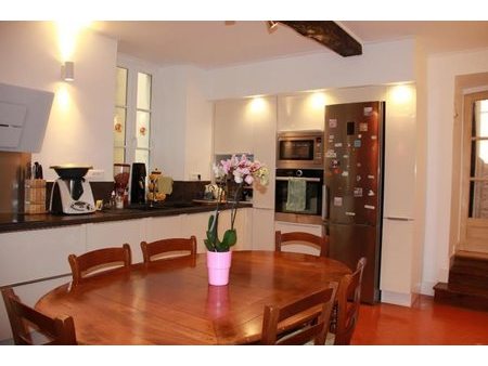 location appartement 3 pièces 93.91 m²