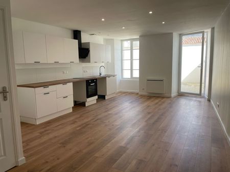 appartement t3 refait à neuf