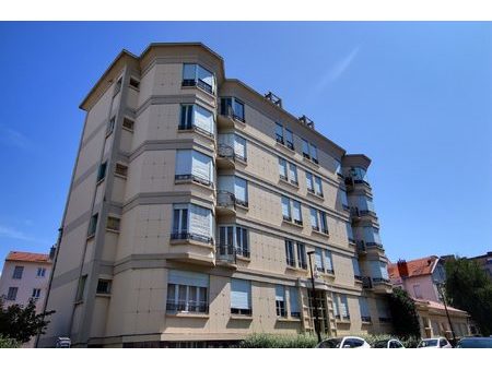 exclusivite chamalieres bel appartement au dernier étage dans i