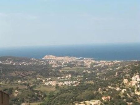 loue t3 meublé à l'année à santa reparata di balagna vue mer