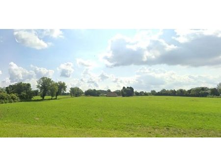 vente terrain 700 m²