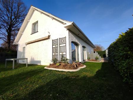 vente maison à naucelle (12800) : à vendre / 188m² naucelle