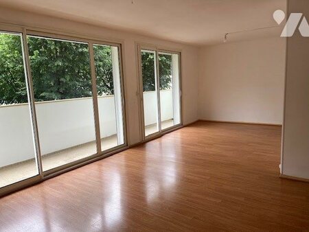 location appartement 2 pièces 59 m²