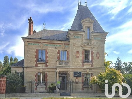 vente demeure 12 pièces de 357 m² à bréviandes (10450)