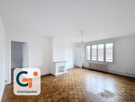 location appartement 5 pièces 98.81 m²