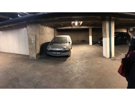 grand parking 13e 20m2