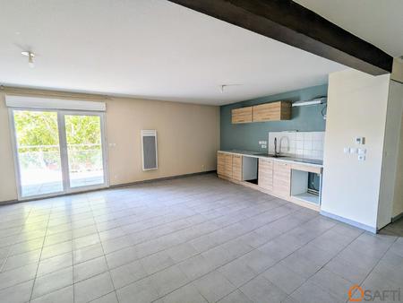 appartement type p4 avec terrasses  places de parking privatives