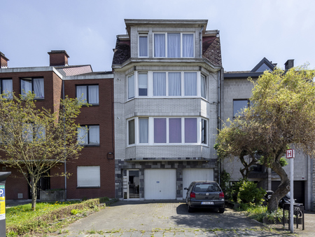 huis te koop in laken met 7 slaapkamers