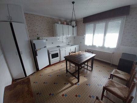 vente maison 4 pièces 141.8 m²