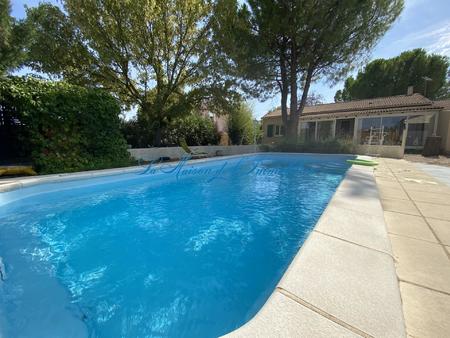 ribaute les tavernes  villa plain pied de 127 m2 sur 1203m2 de terrain avec piscine