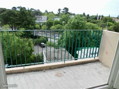 t2 meublé avec balcon et parking