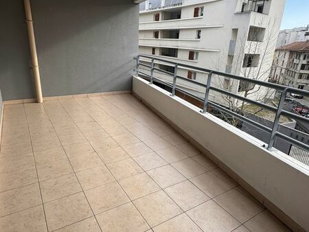 type 4 - 84 m2 + terrasse/ 13010