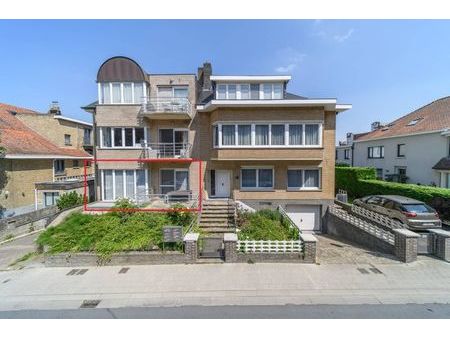 appartement au rez-de-chaussée avec deux terrasses à vendre