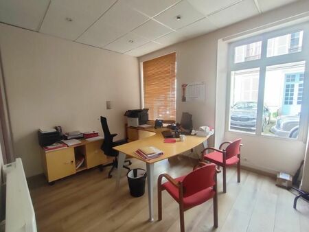 bureaux 94 m²