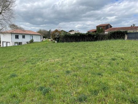 vente terrain 873 m²