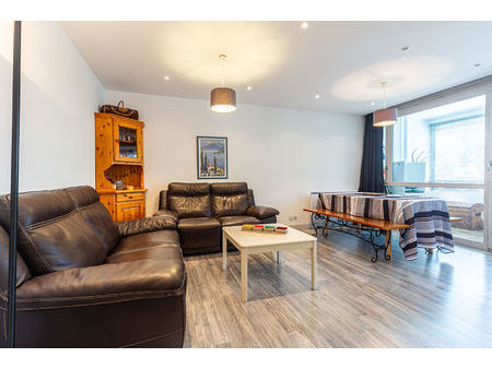 excluvisite - a vendre - cran-gevrier - appartement t2 de 54 33m² - loggia - parking de co