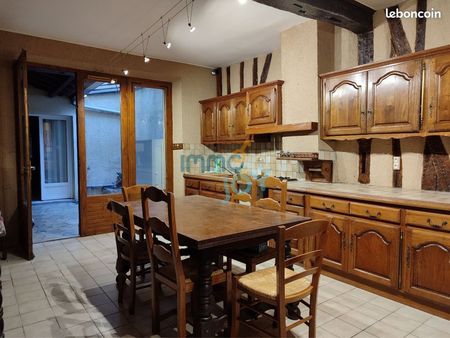 maison 5 pièces 150 m2