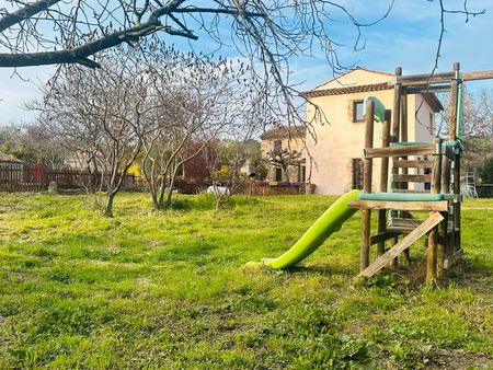 gîte dans bastide campagnarde