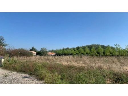 vente terrain 1050 m²