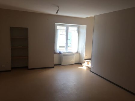 location appartement 3 pièces 55.96 m²