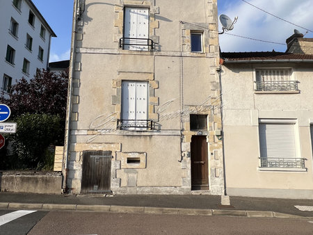 immeuble nevers 54 m2