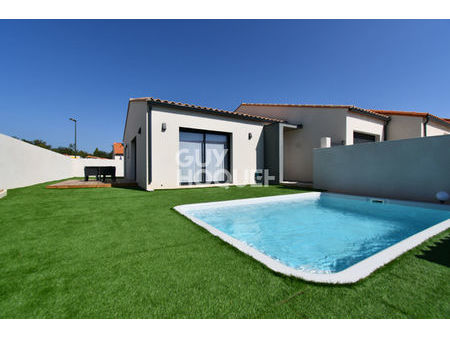 thuir maison récente plain pied  t4 avec garage et piscine