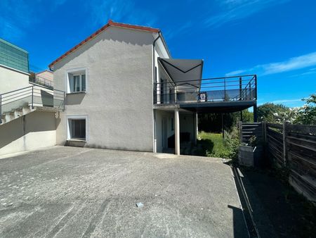 maison à louer avec vue panoramique