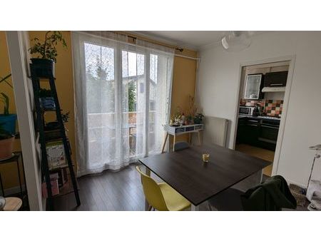 appartement f3 60m2 joinville-le-pont quartier polangis  1360 euros charges comprises  lib