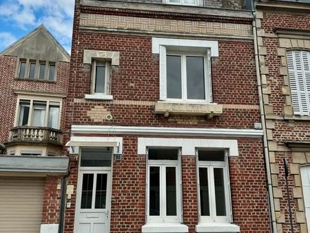 immeuble 105 m² saint quentin