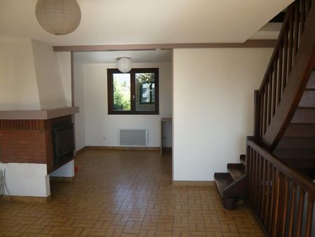 appartement f3 dans maison