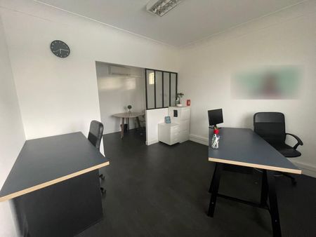 bureau 91 m²