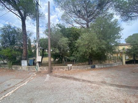 terrain 500 m² puget sur argens