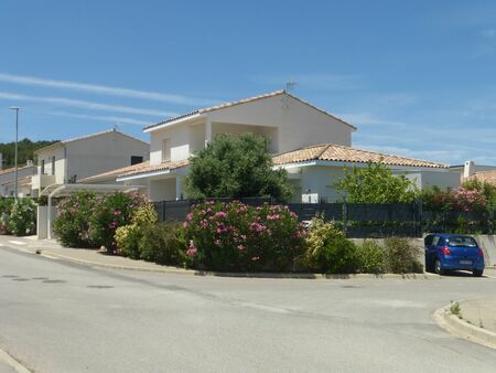 maison recente narbonne