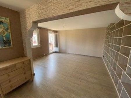 appartement 5 pièces 96 m²