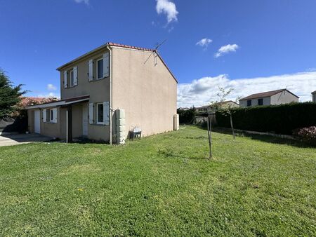 villa 4 pièces 102 m²