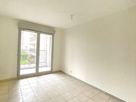 location appartement meublé 67m2 metro 12 front populaire - saint-denis