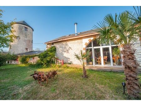 moulin 11 pièces 290 m²