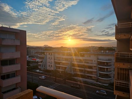 apparemment vue mer fréjus